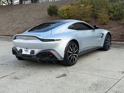 Used 2020 Aston Martin V8 Vantage Coupe image 14