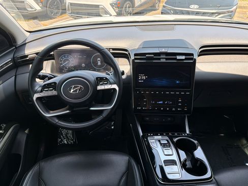 Certified 2022 Hyundai Tucson Limited AWD/4WD image 24