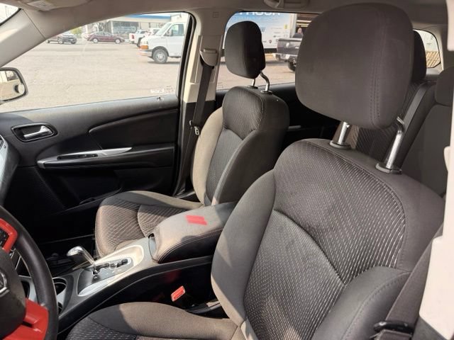 Used 2018 Dodge Journey SE w/ Blacktop Package FWD image 15