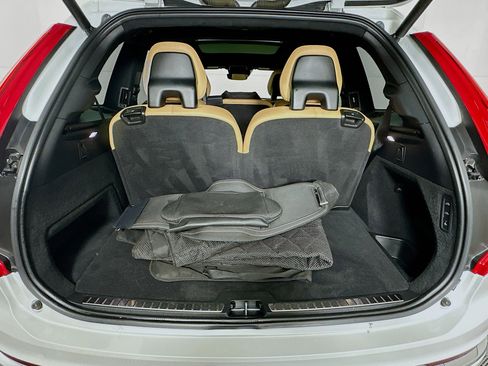 Used 2020 Volvo XC90 T8 Inscription w/ Protection Package image 30