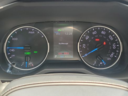 Used 2022 Toyota RAV4 XLE w/ Convenience Package AWD/4WD image 25