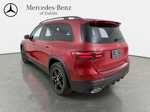 Used 2026 Mercedes-Benz GLB 250 4MATIC image 7