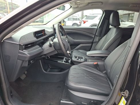 Used 2025 Ford Mustang Mach-E Select AWD/4WD image 13
