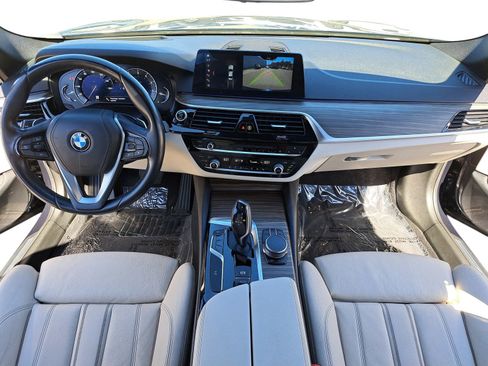 Used 2018 BMW 530i image 9