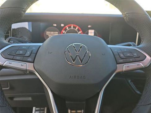 New 2026 Volkswagen Tiguan SE R-Line image 20