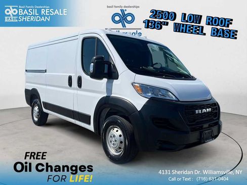 Used 2023 RAM ProMaster 2500 FWD image 1