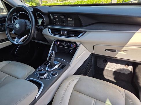 Used 2020 Alfa Romeo Stelvio Ti w/ Active Blind Spot Package image 13