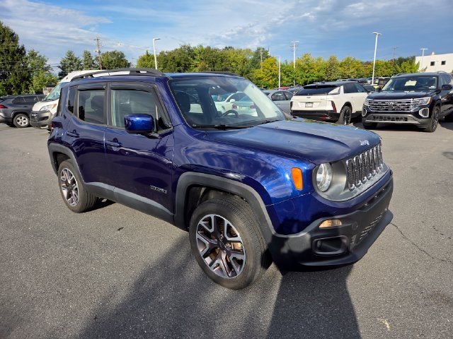 Used 2016 Jeep Renegade Latitude w/ Cold Weather Group AWD/4WD image 19