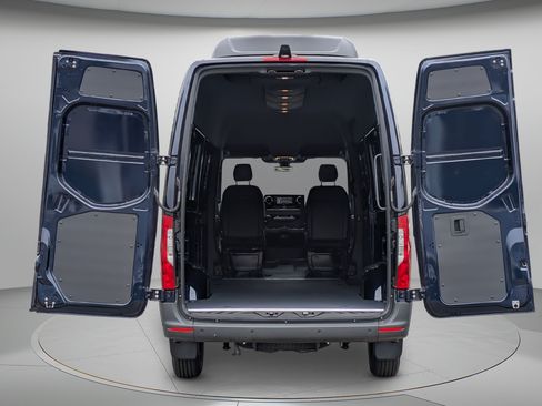 New 2026 Mercedes-Benz Sprinter 2500 image 8