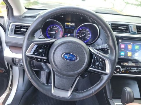 Used 2018 Subaru Outback 3.6R Touring w/ Popular Package #3 AWD/4WD image 22