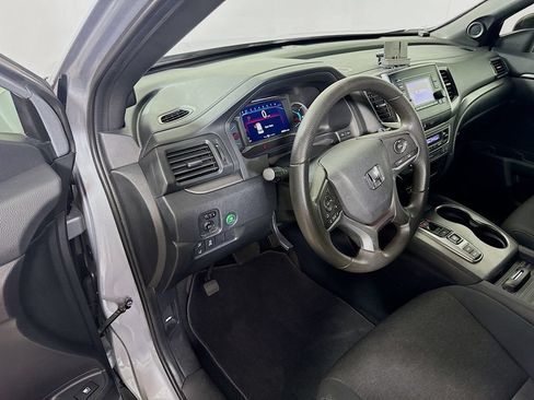 Used 2019 Honda Passport Sport image 10