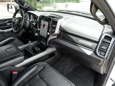 Used 2023 RAM 1500 Laramie AWD/4WD image 23