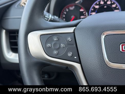 Used 2023 GMC Terrain Denali w/ Denali Premium Package AWD/4WD image 27