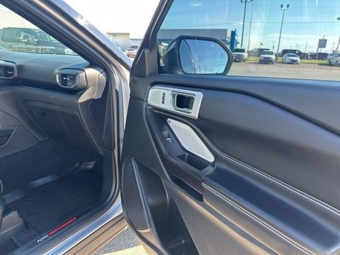 Used 2020 Ford Explorer ST w/ ST Street Pack AWD/4WD image 13