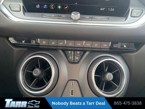 Used 2024 Chevrolet Blazer LT w/ Convenience Package FWD image 15