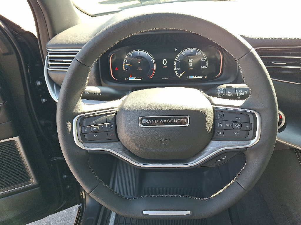 Used 2026 Jeep Grand Wagoneer 4WD w/ Premium Group I image 21