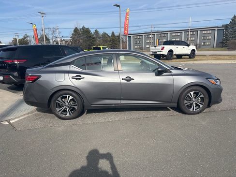 Used 2023 Nissan Sentra SV FWD image 8