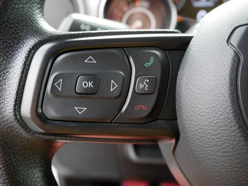 Used 2022 Jeep Wrangler Sport AWD/4WD image 32