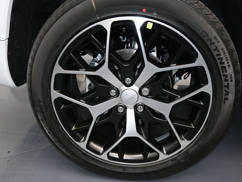 New 2025 Jeep Grand Cherokee Summit AWD/4WD image 43