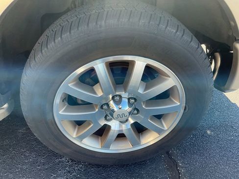 Used 2013 Ford F150 King Ranch w/ King Ranch Luxury Pkg image 11