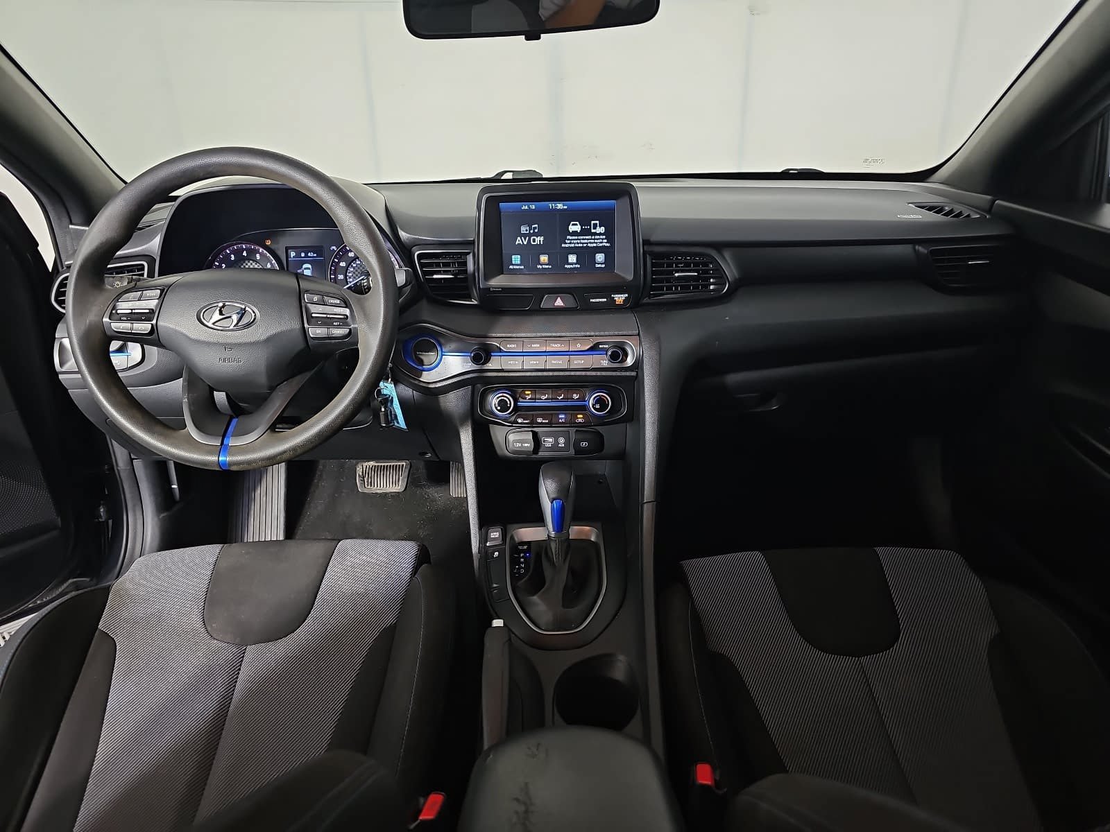 Used 2019 Hyundai Veloster 2.0 FWD image 11