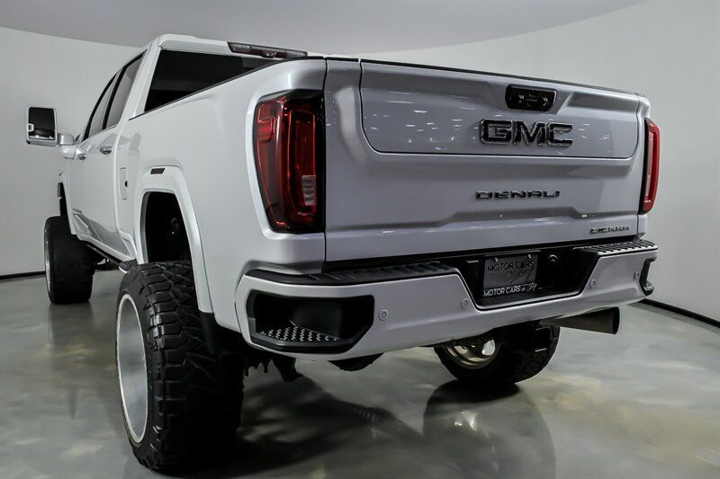 Used 2020 GMC Sierra 2500 Denali w/ Denali Ultimate Package AWD/4WD image 9