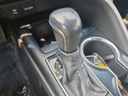 Used 2018 Toyota Camry XSE w/ Audio Package FWD image 24