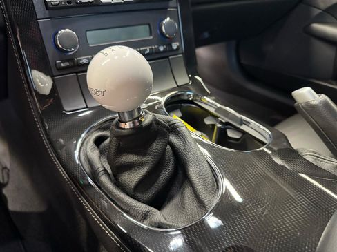 Used 2008 Chevrolet Corvette Coupe w/ Z51 Performance Package RWD image 43