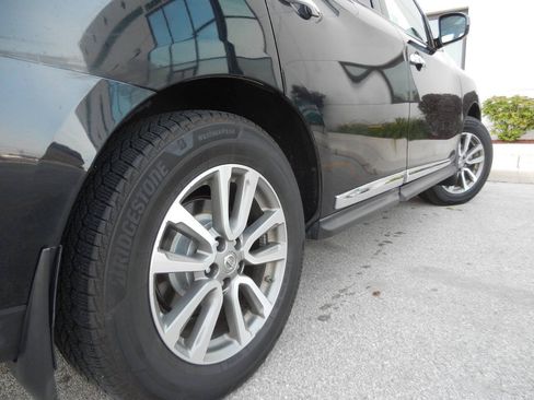 Used 2014 Nissan Pathfinder SL w/ SL Premium Package AWD/4WD image 21