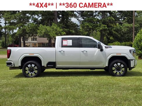 Used 2024 GMC Sierra 2500 Denali w/ Denali Reserve Package AWD/4WD image 10