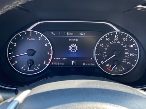 Used 2017 Nissan Maxima Platinum image 24