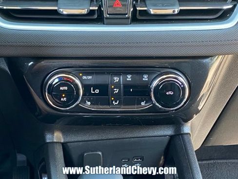 Used 2024 Chevrolet TrailBlazer LT w/ Convenience Package AWD/4WD image 31