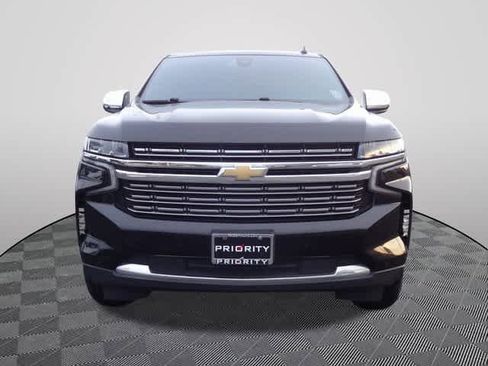 Used 2022 Chevrolet Suburban Premier image 5