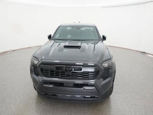 Used 2026 Toyota Tacoma TRD Sport image 37