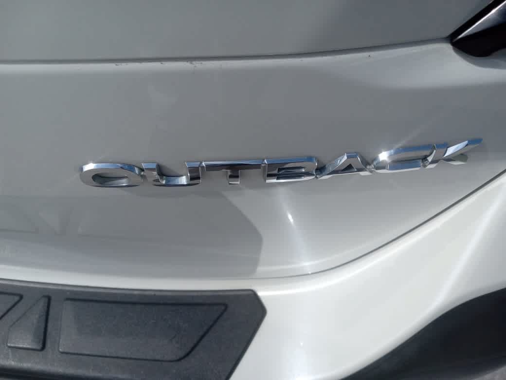 Used 2022 Subaru Outback Limited w/ Popular Package #2 AWD/4WD image 11