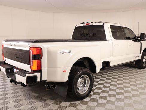 Used 2025 Ford F350 Platinum AWD/4WD image 21