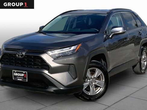 Used 2024 Toyota RAV4 XLE FWD image 1