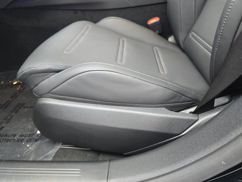 New 2026 Mercedes-Benz E 53 AMG e 4MATIC Sedan image 28