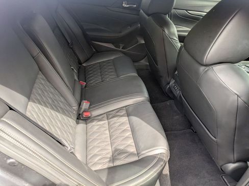 Used 2023 Nissan Maxima Platinum w/ Sport Mat Group FWD image 24