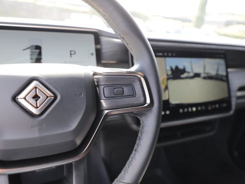 Used 2024 Rivian R1S Adventure AWD/4WD image 22