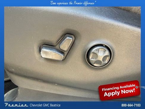 Used 2020 Chrysler Pacifica Touring-L FWD image 15