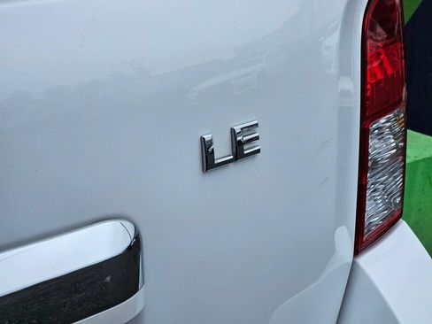 Used 2008 Nissan Pathfinder LE AWD/4WD image 9