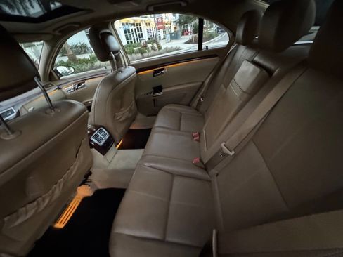 Used 2009 Mercedes-Benz S 550 image 19