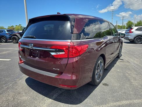 Used 2021 Honda Odyssey Elite image 4