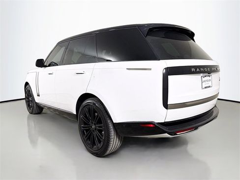 Certified 2023 Land Rover Range Rover SE image 7