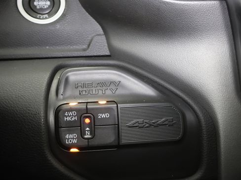 Used 2022 RAM 2500 Big Horn w/ Night Edition image 41