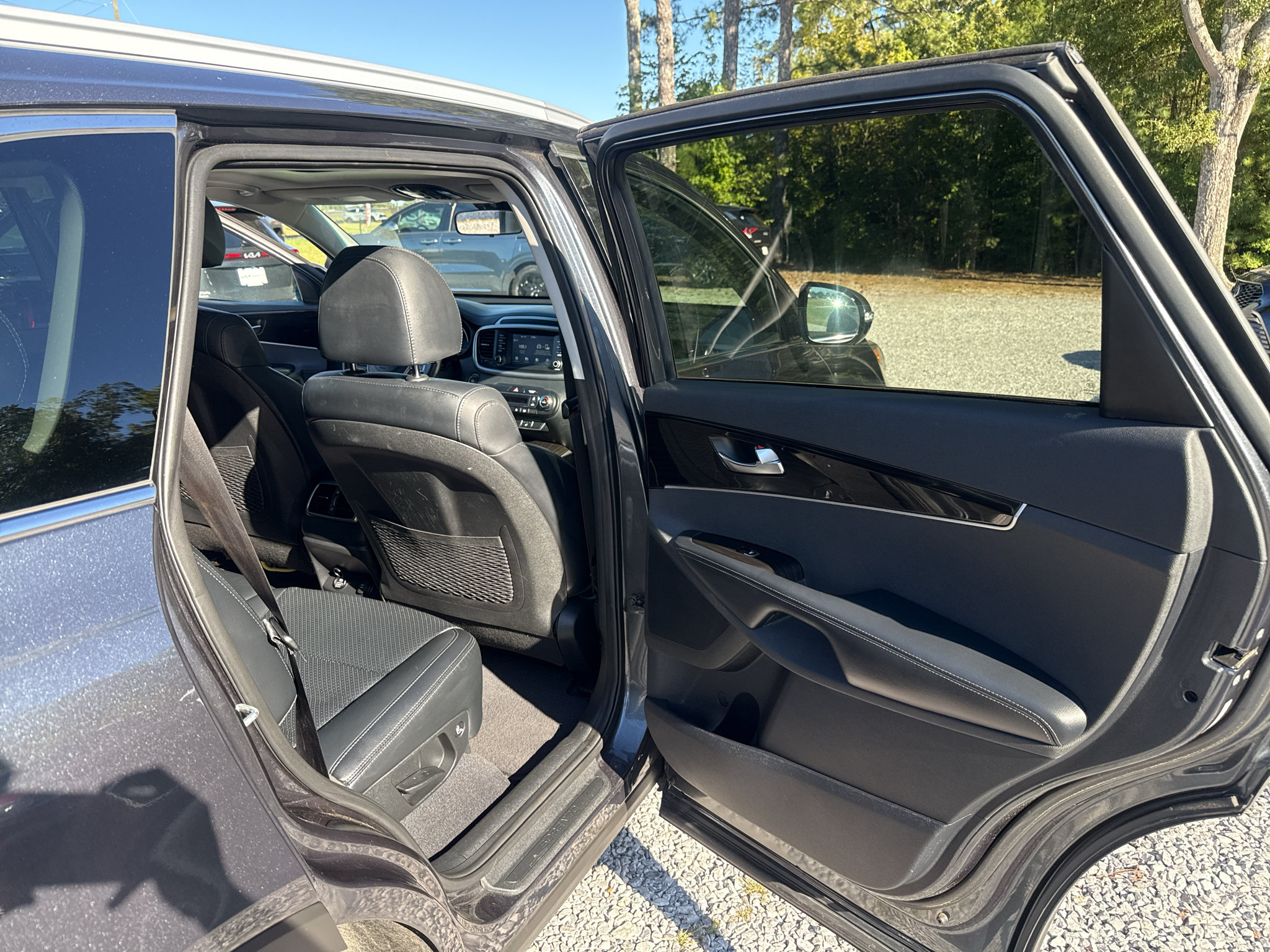 Used 2020 Kia Sorento EX FWD image 16