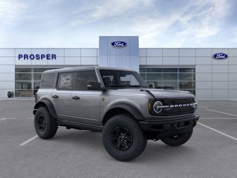 New 2025 Ford Bronco Badlands image 7
