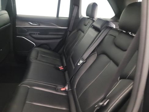 Used 2024 Jeep Grand Cherokee Limited 4xe image 18