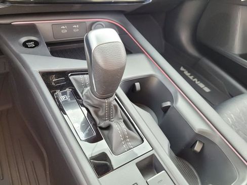 New 2026 Nissan Sentra SV w/ SV Convenience Package FWD image 17